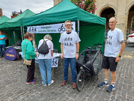 Abingdon liveable Streets exhibiting on the Market Place